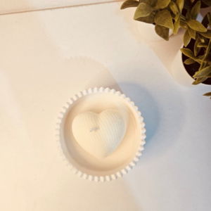 Heart Nest – Minimalist Keepsake in Ceramic Vessel Soya Candle – Scented